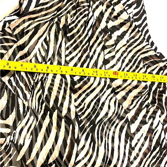 White House Black Market Stunning Lined Zebra Halter Top - Picture 7 of 7